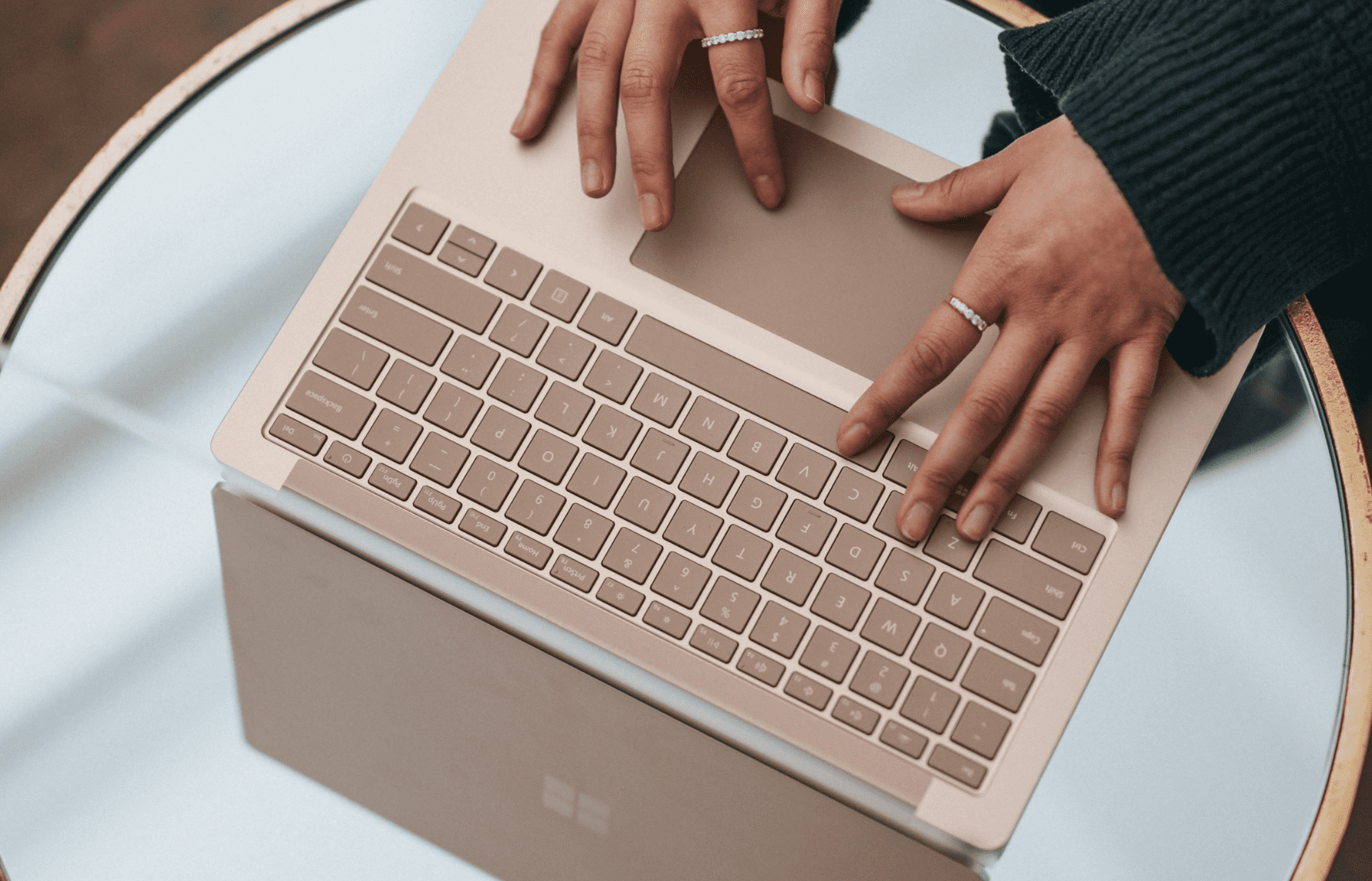 surface qjd6gO0dxxI unsplash